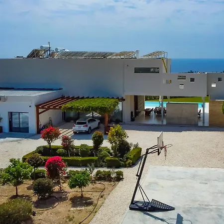 The White House Paphos
