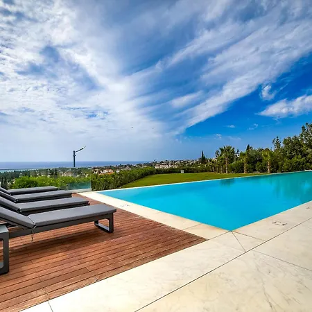 J&c Seacave With Infinity Pool Βίλα