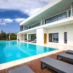 J&c Seacave With Infinity Pool * Paphos