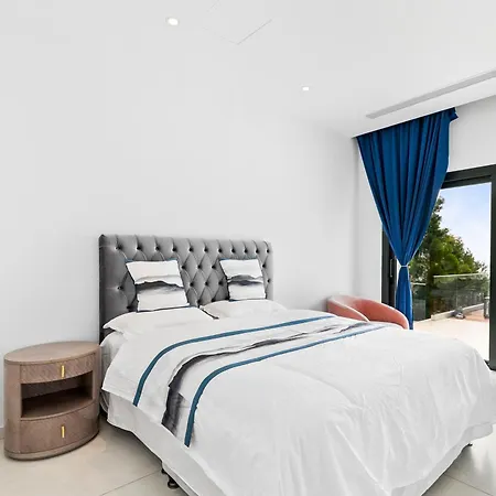 J&c Seacave Bed & Breakfast